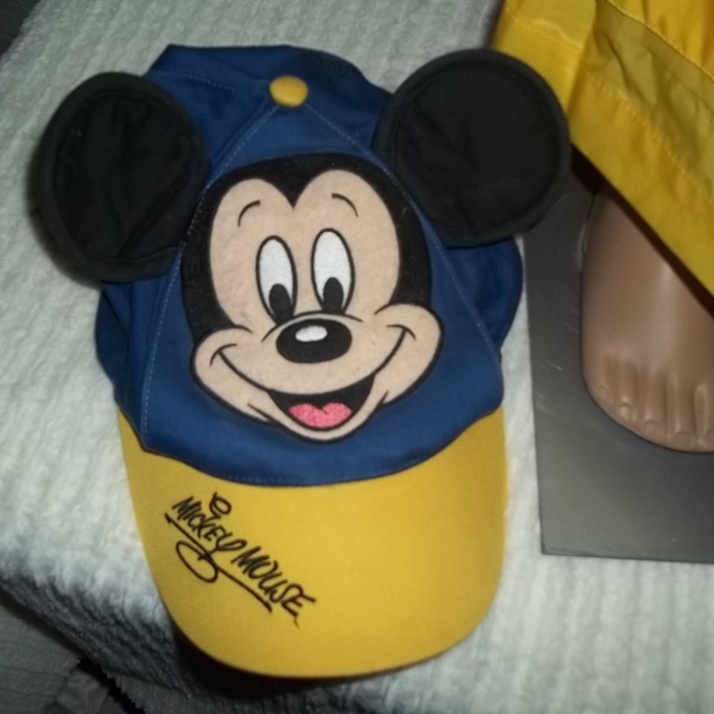 Disney World Mickey Mouse w/Ears Hat-Youth OneSize